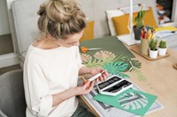 Precisiemes Fiskars Medium Duty set à 12 mesbladen wit-1