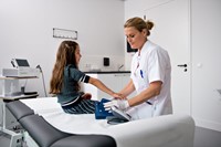 Onderzoektafelpapier Euro Products 2-laags 45cmx100m 250 vel wit 138047-1