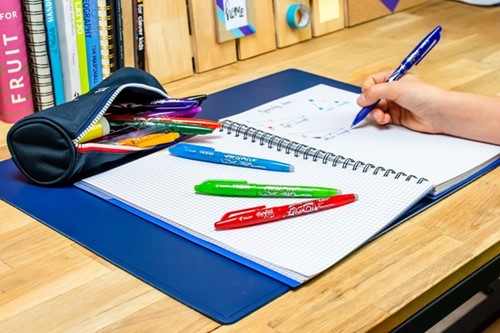 Rollerpen PILOT friXion medium rood blister à 1 stuk + 3 vullingen-3