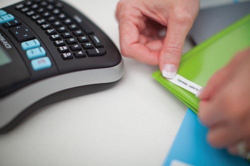 Labelprinter Dymo LabelManager 210D+ draagbaar azerty 12mm zwart-2