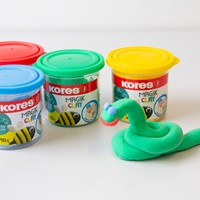 Kores Magic Clay 4 x 40 gram blauw, groen, rood, geel 34241 03
