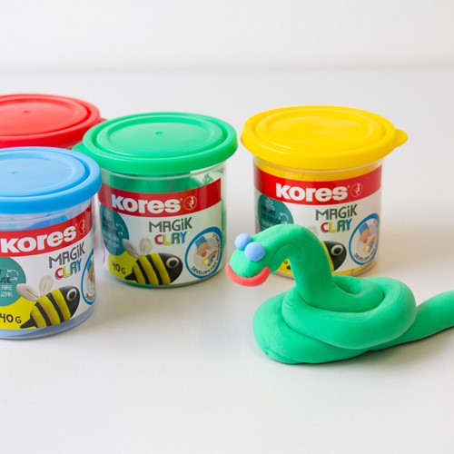 Kores Magic Clay 4 x 40 gram blauw, groen, rood, geel 34241 03