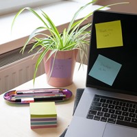 Kores sticky notes 75x75mm recycled, 450 vel, incl. 4 pastelkleuren 03